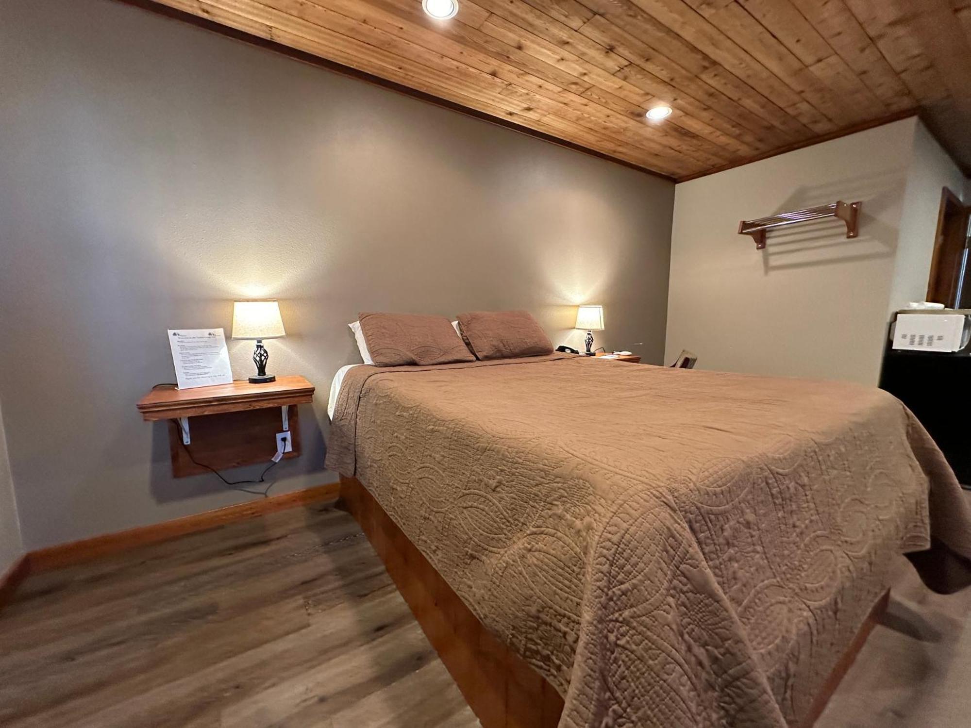 Timber Lodge Inn Клі-Елум Екстер'єр фото